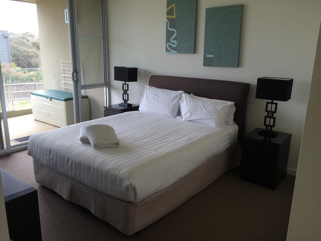 Onshore Torquay Room photo